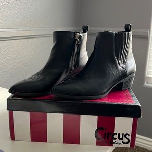 Circus by Sam Edelman Hartford